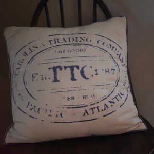 Nautical Toss Accent Pillow Linen/Blue Piping